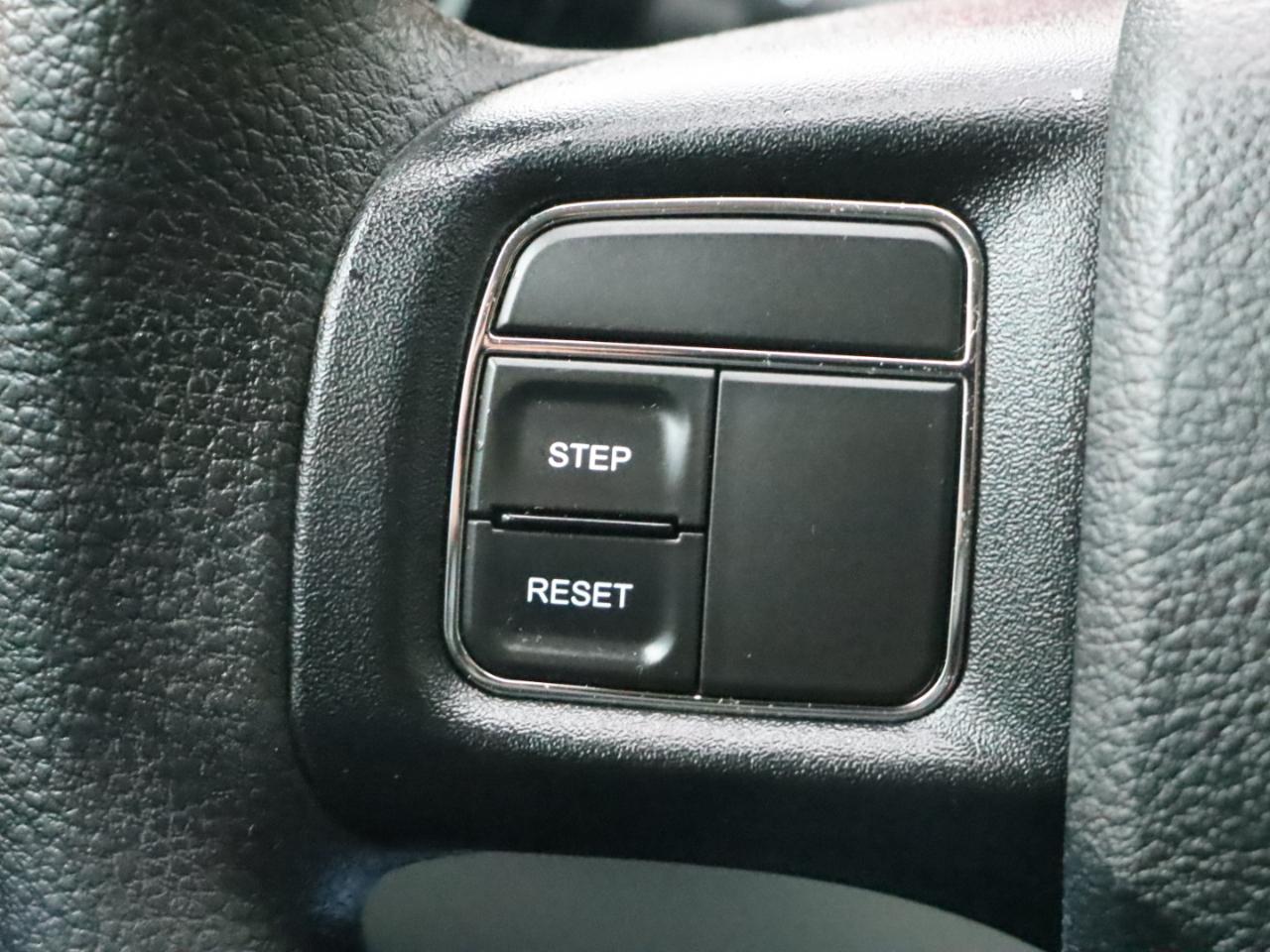 Dodge Grand Caravan SE 2013