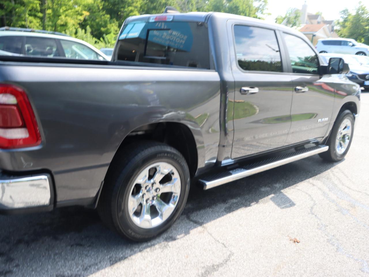 RAM 1500 Big Horn Crew Cab SWB 4WD 2019