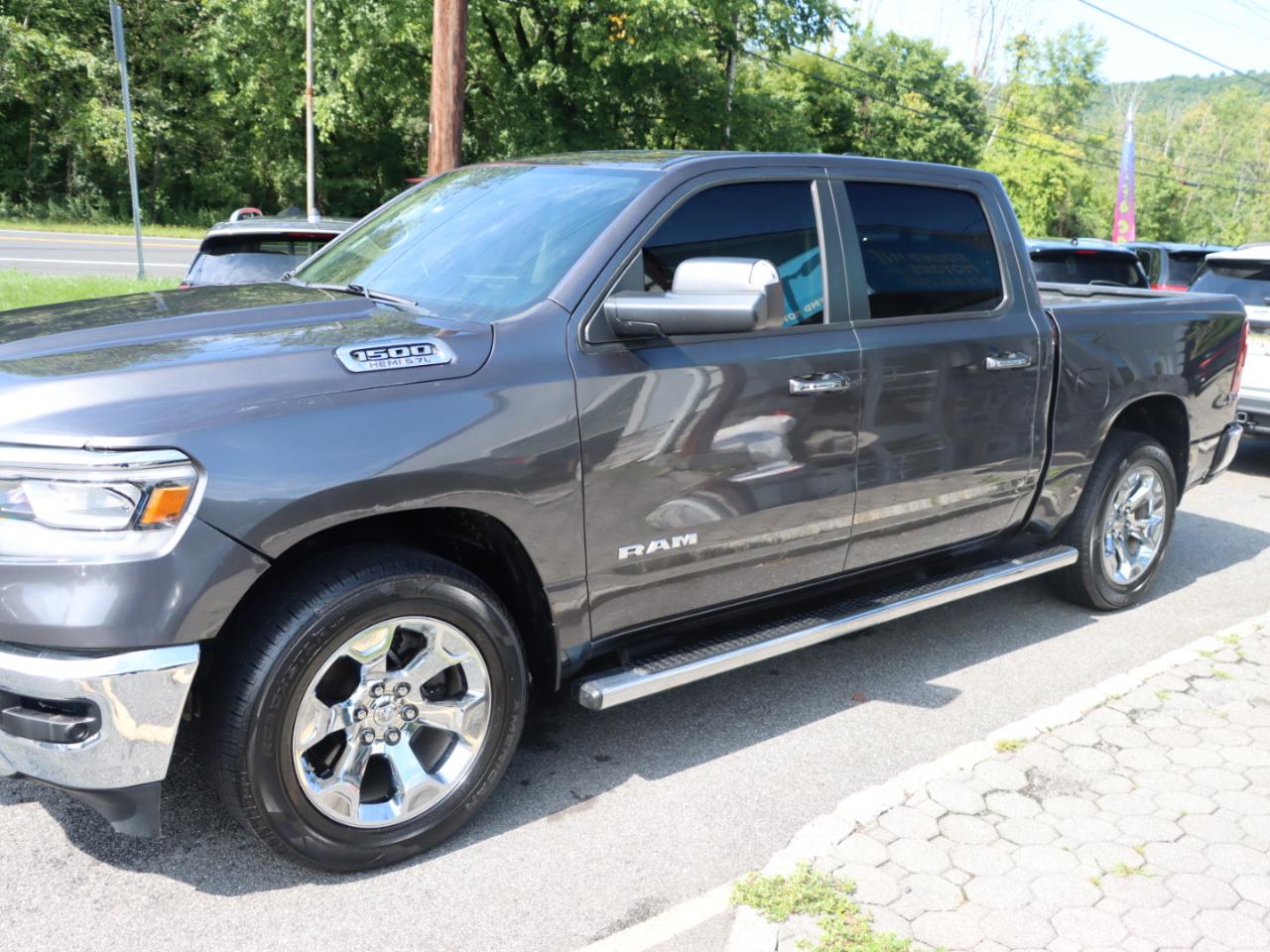 RAM 1500 Big Horn Crew Cab SWB 4WD 2019