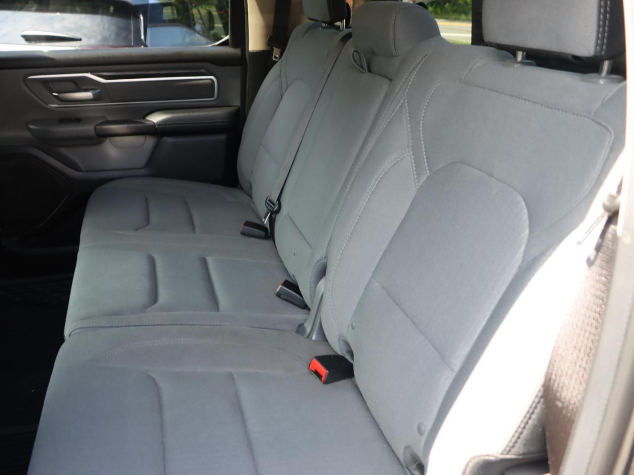RAM 1500 Big Horn Crew Cab SWB 4WD 2019