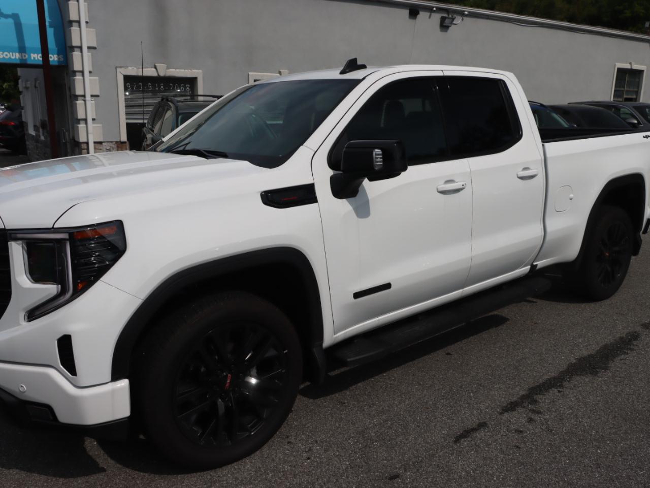 GMC Sierra 1500 Elevation Double Cab 4WD 2026