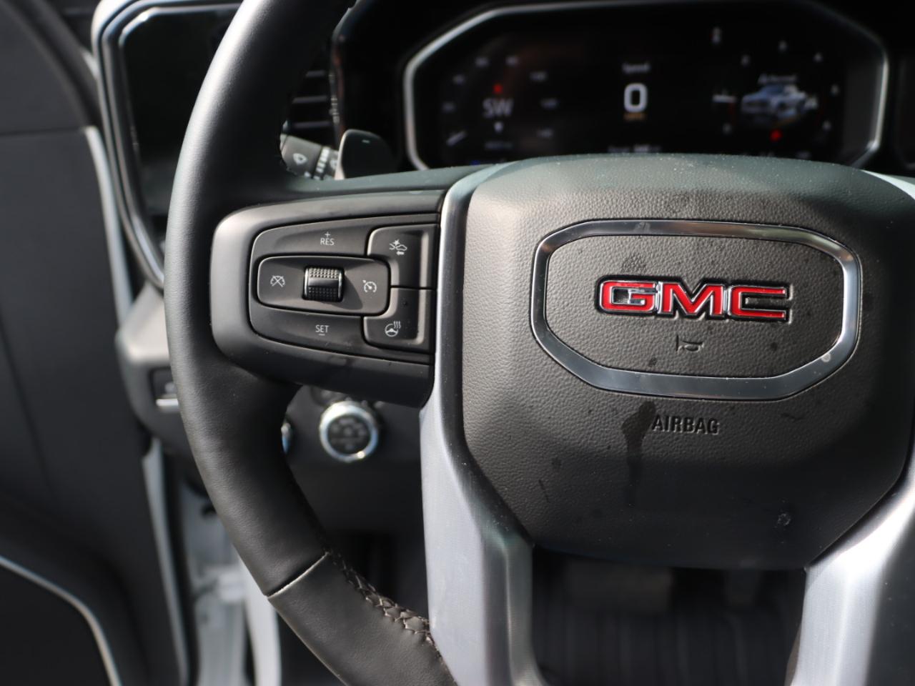 GMC Sierra 1500 Elevation Double Cab 4WD 2026