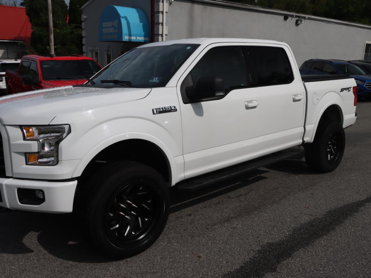 Ford F-150 Lariat SuperCrew 6.5-ft. Bed 4WD 2017