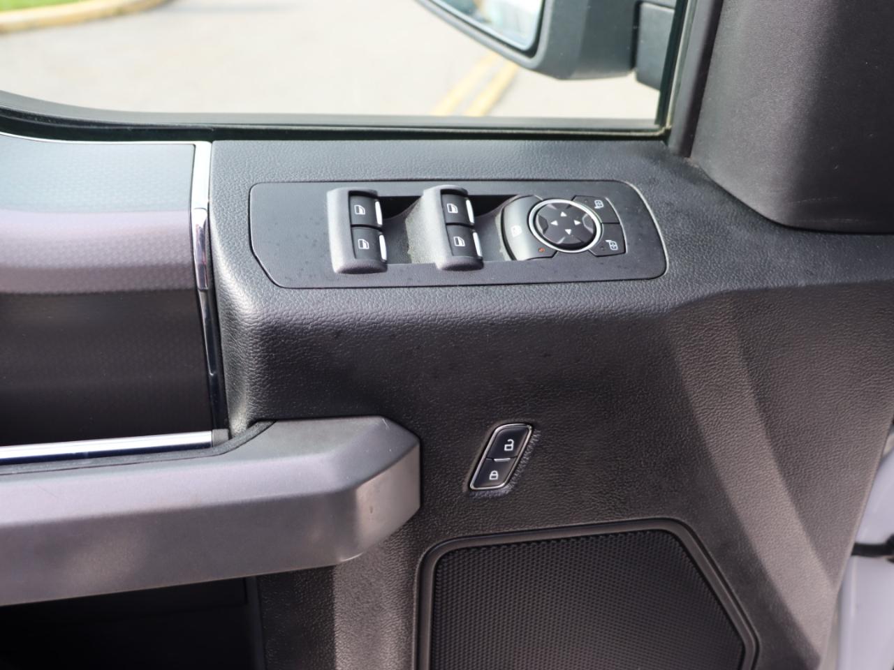 Ford F-150 Lariat SuperCrew 6.5-ft. Bed 4WD 2017