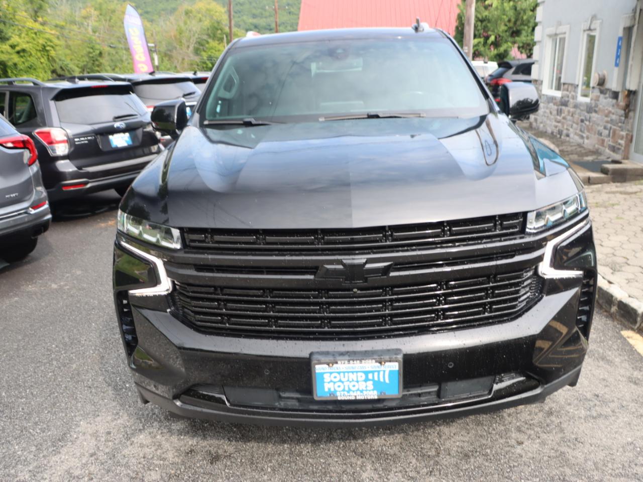 Chevrolet Suburban LT 4WD 2021