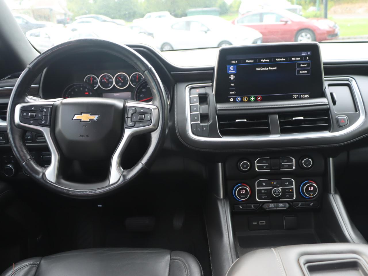 Chevrolet Suburban LT 4WD 2021