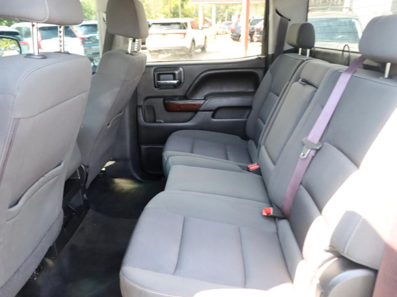 GMC Sierra 1500 SLE Crew Cab Long Box 4WD 2017