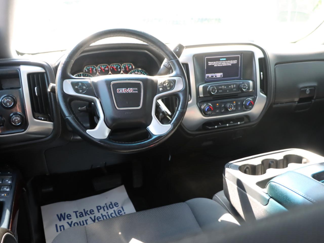 GMC Sierra 1500 SLE Crew Cab Long Box 4WD 2017