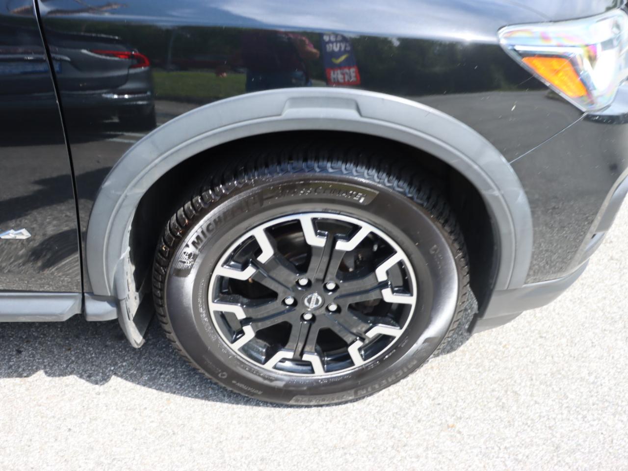 Nissan Pathfinder S 4WD 2019