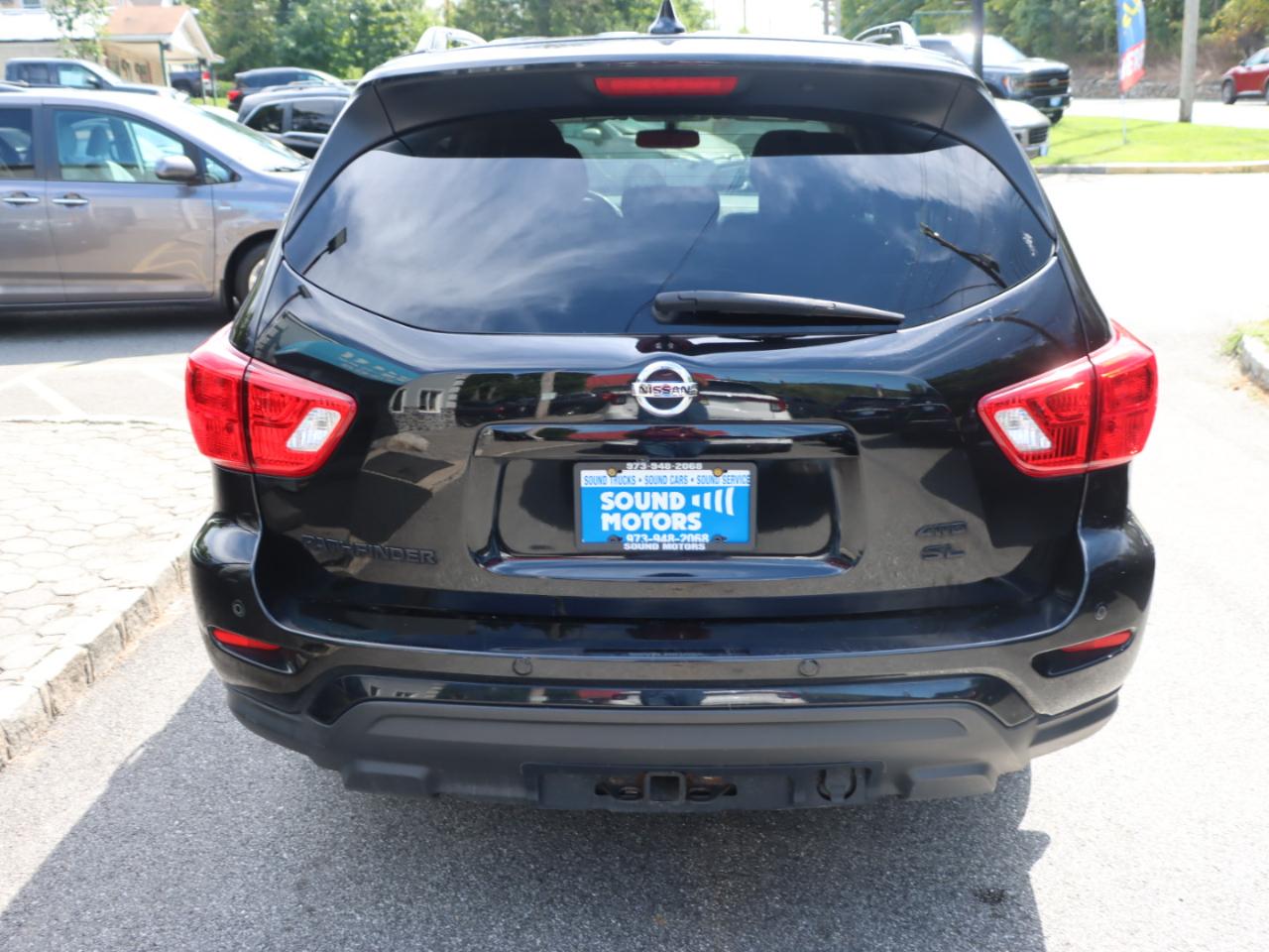 Nissan Pathfinder S 4WD 2019