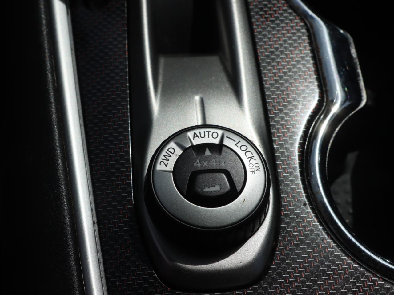 Nissan Pathfinder S 4WD 2019