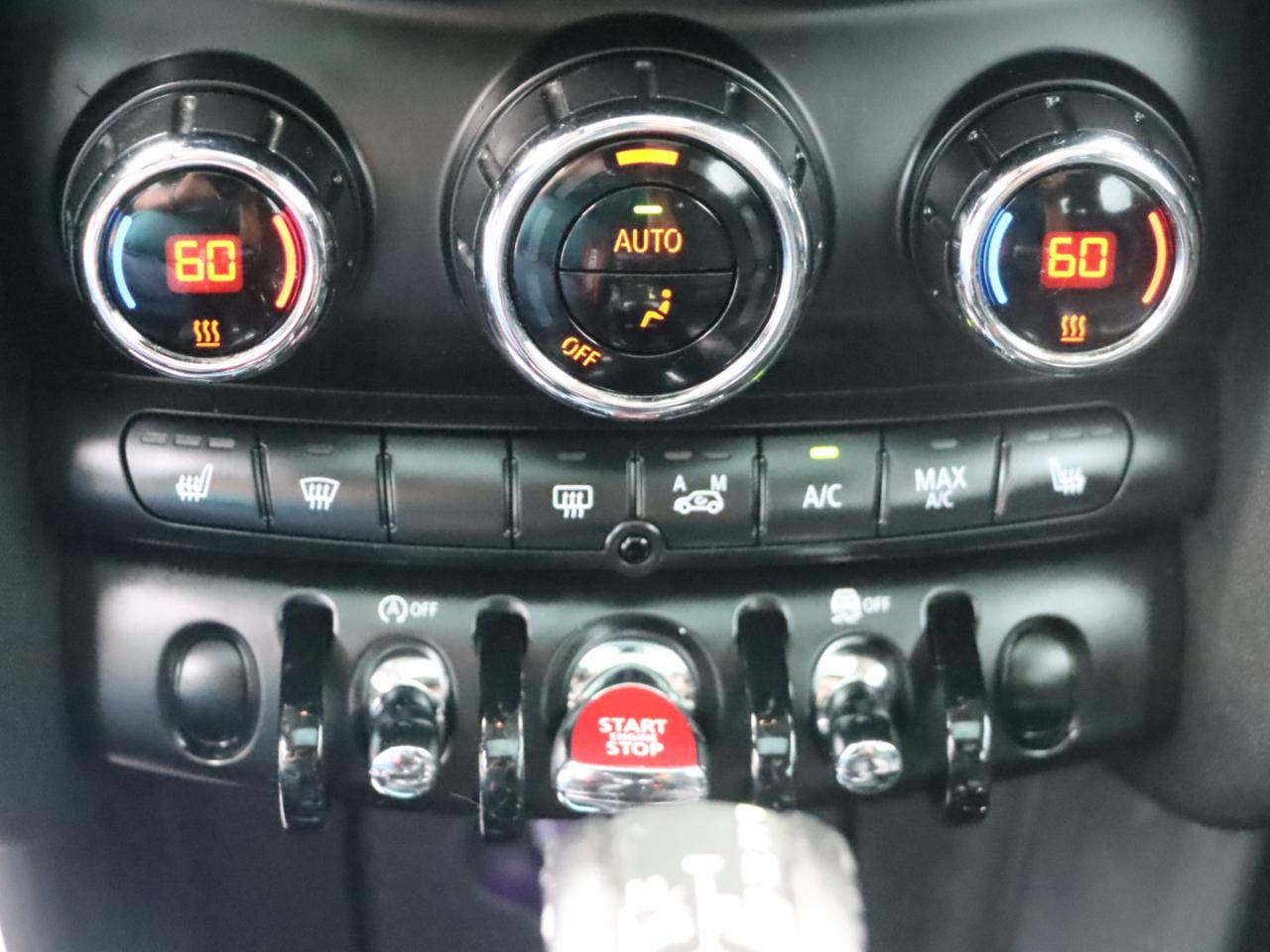 MINI Cooper Base 2014