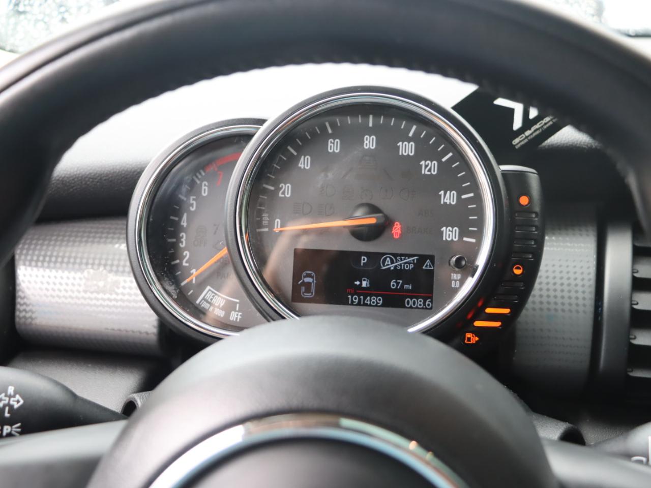 MINI Cooper Base 2014