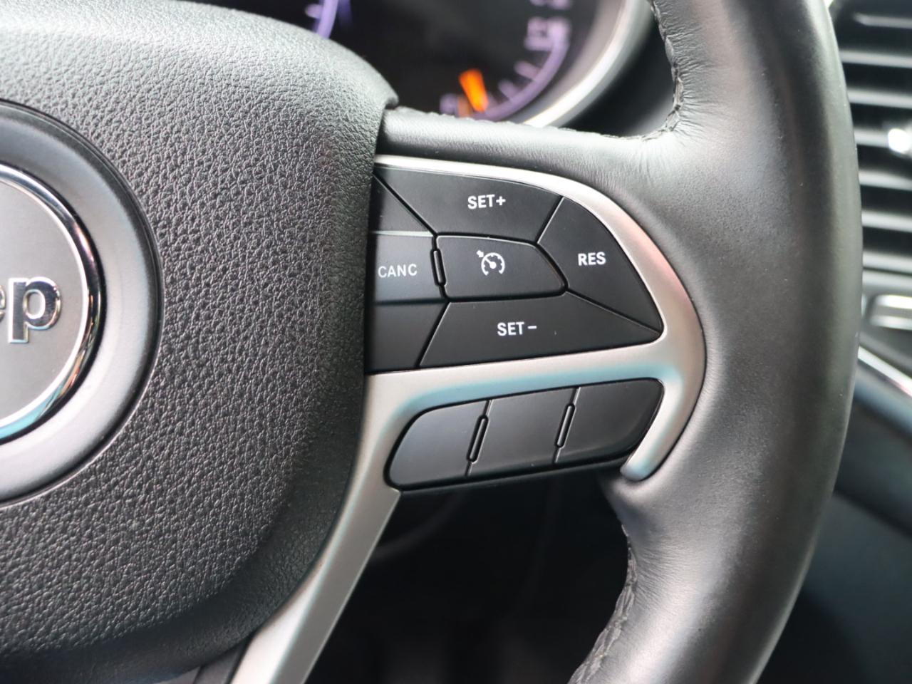 Jeep Grand Cherokee Laredo 4WD 2018