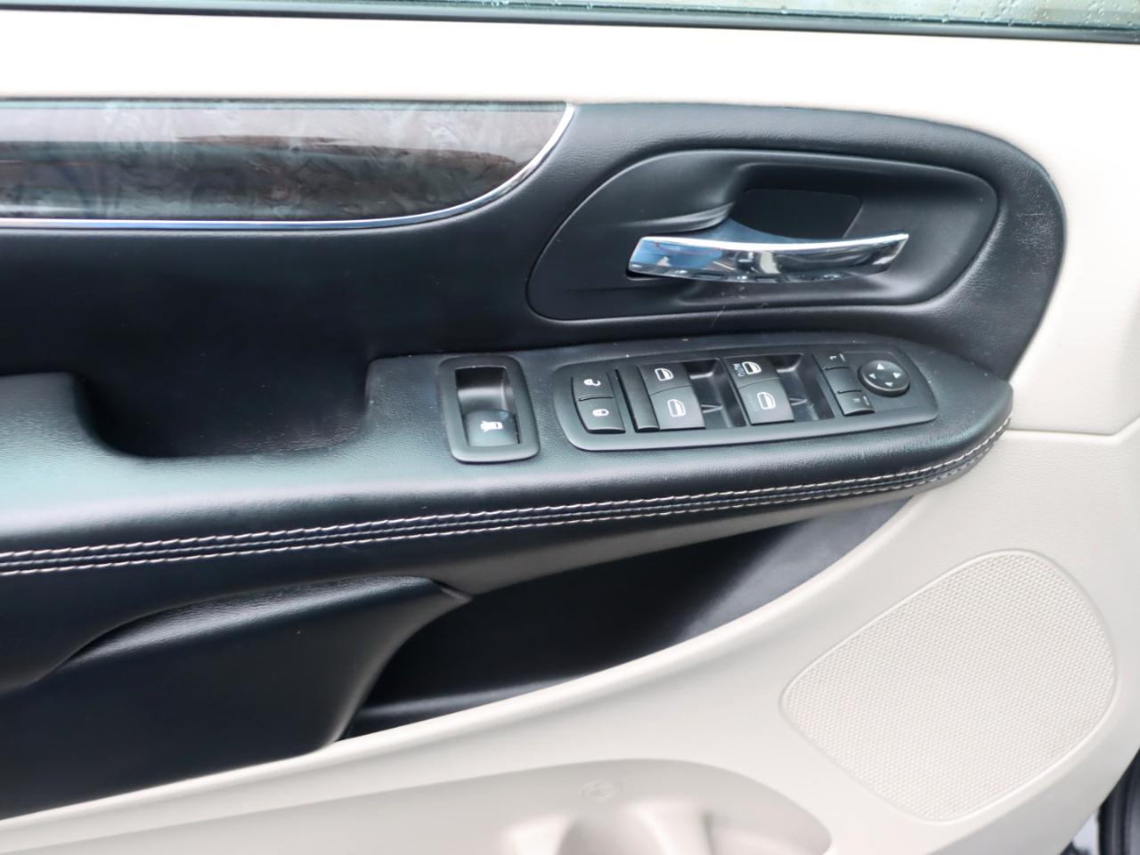 Chrysler Town & Country Touring 2015