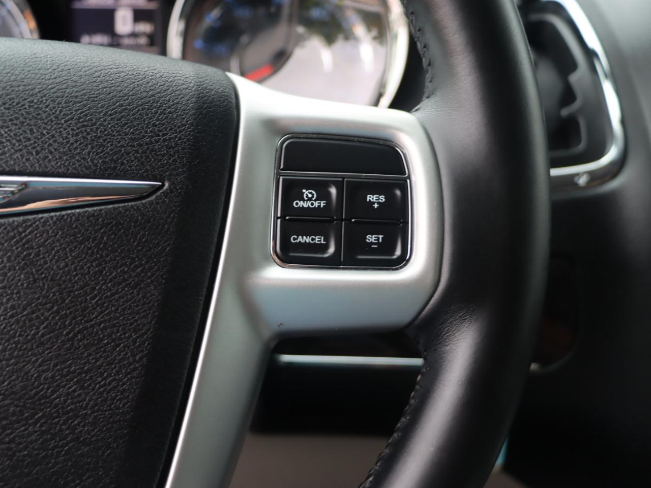 Chrysler Town & Country Touring 2015