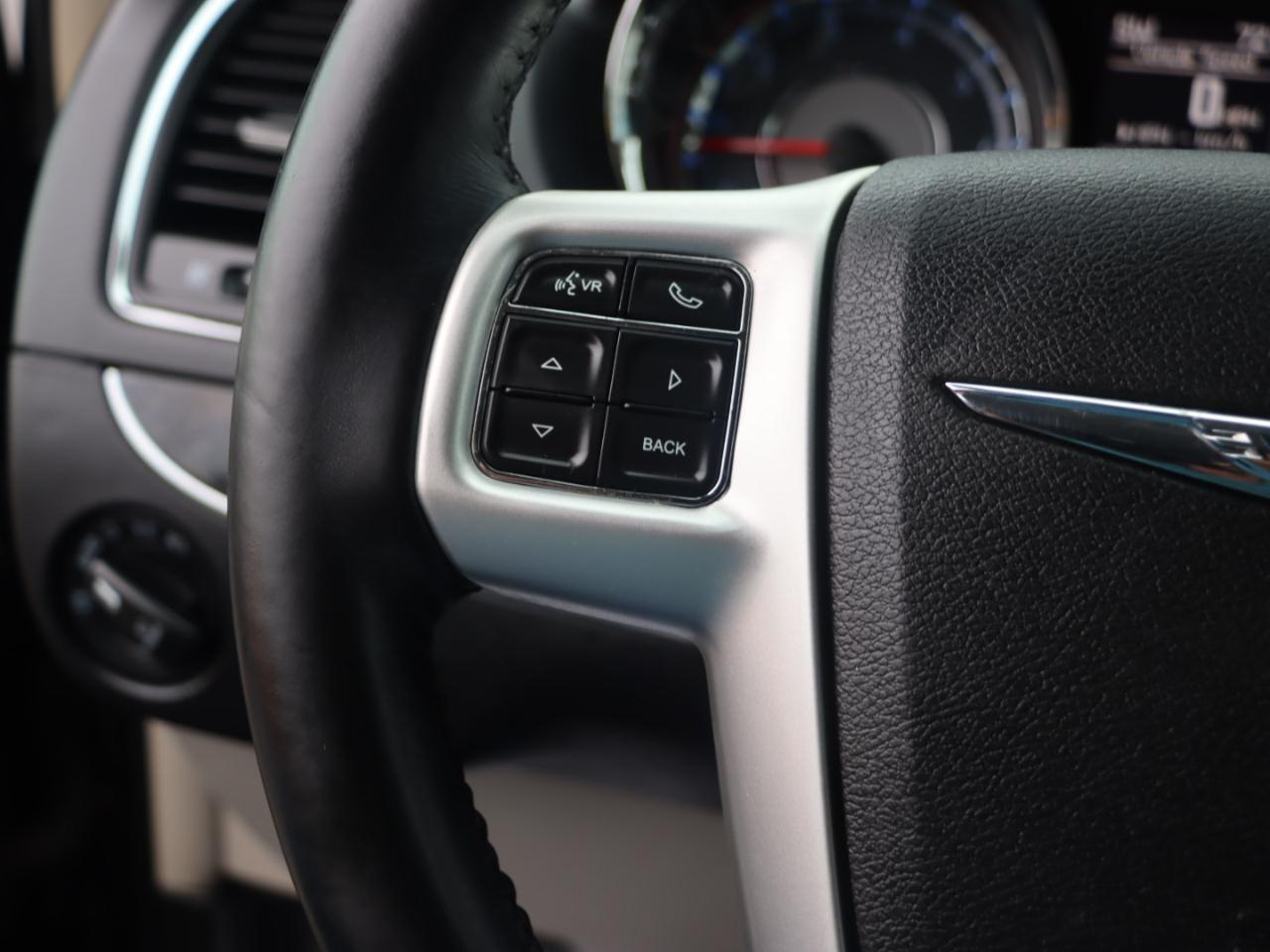 Chrysler Town & Country Touring 2015