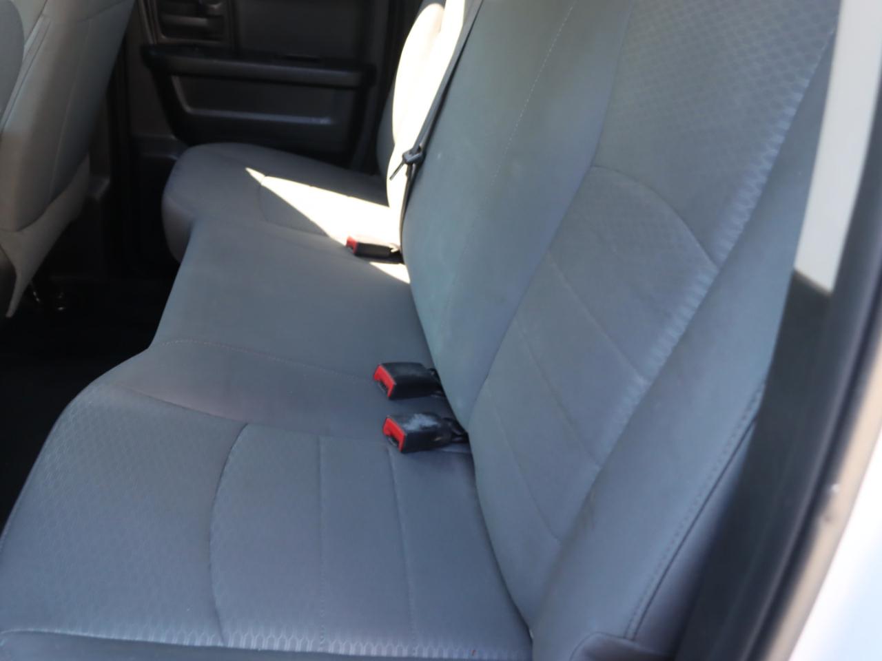 RAM 1500 Tradesman Quad Cab 4WD 2017