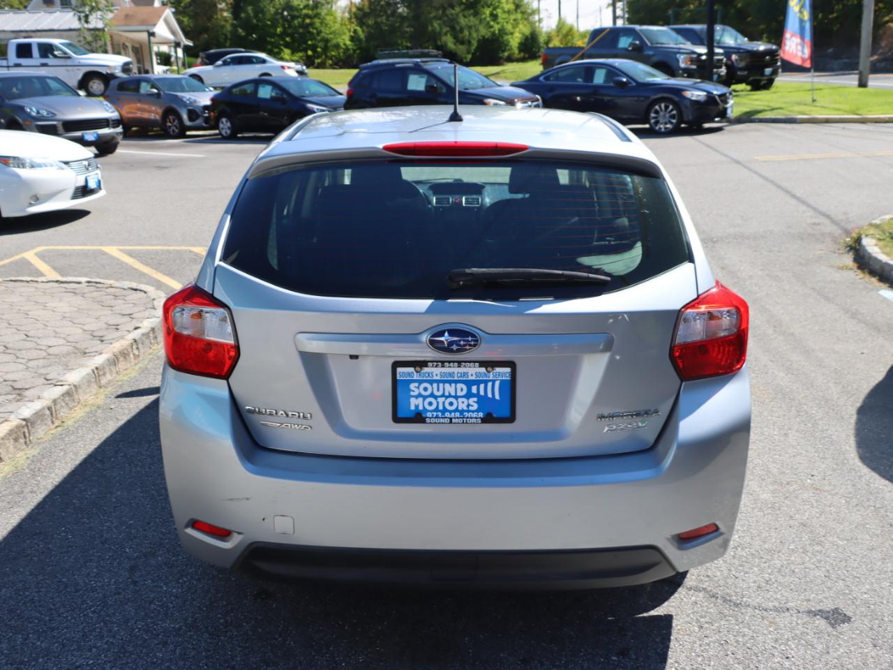 Subaru Impreza 2.0i PZEV 5M 5-Door 2016
