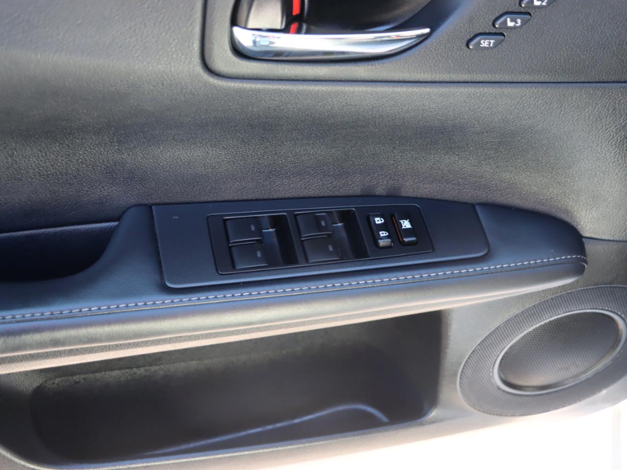 Lexus ES 350 Sedan 2013
