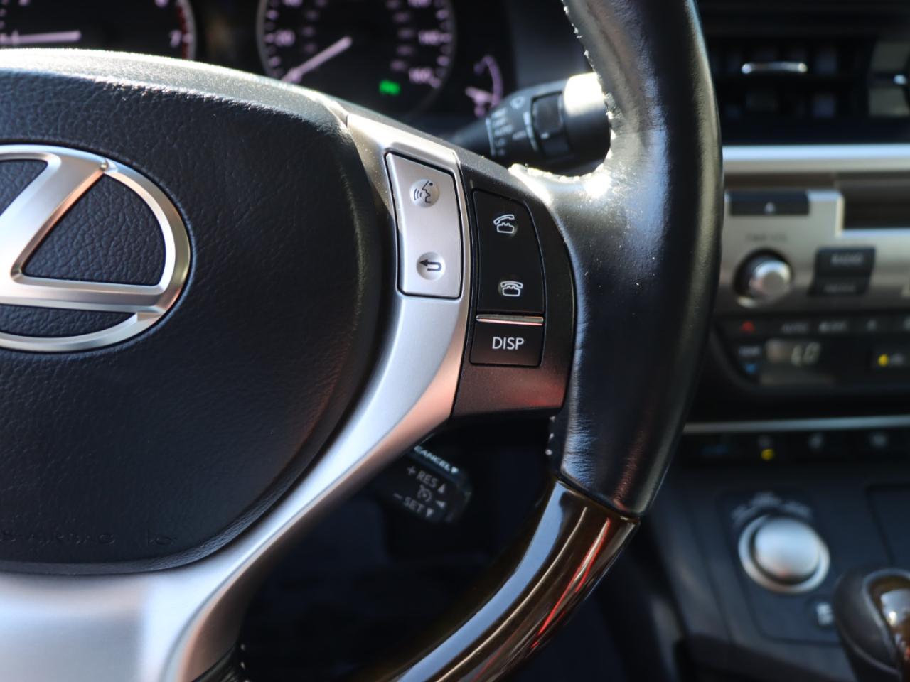 Lexus ES 350 Sedan 2013