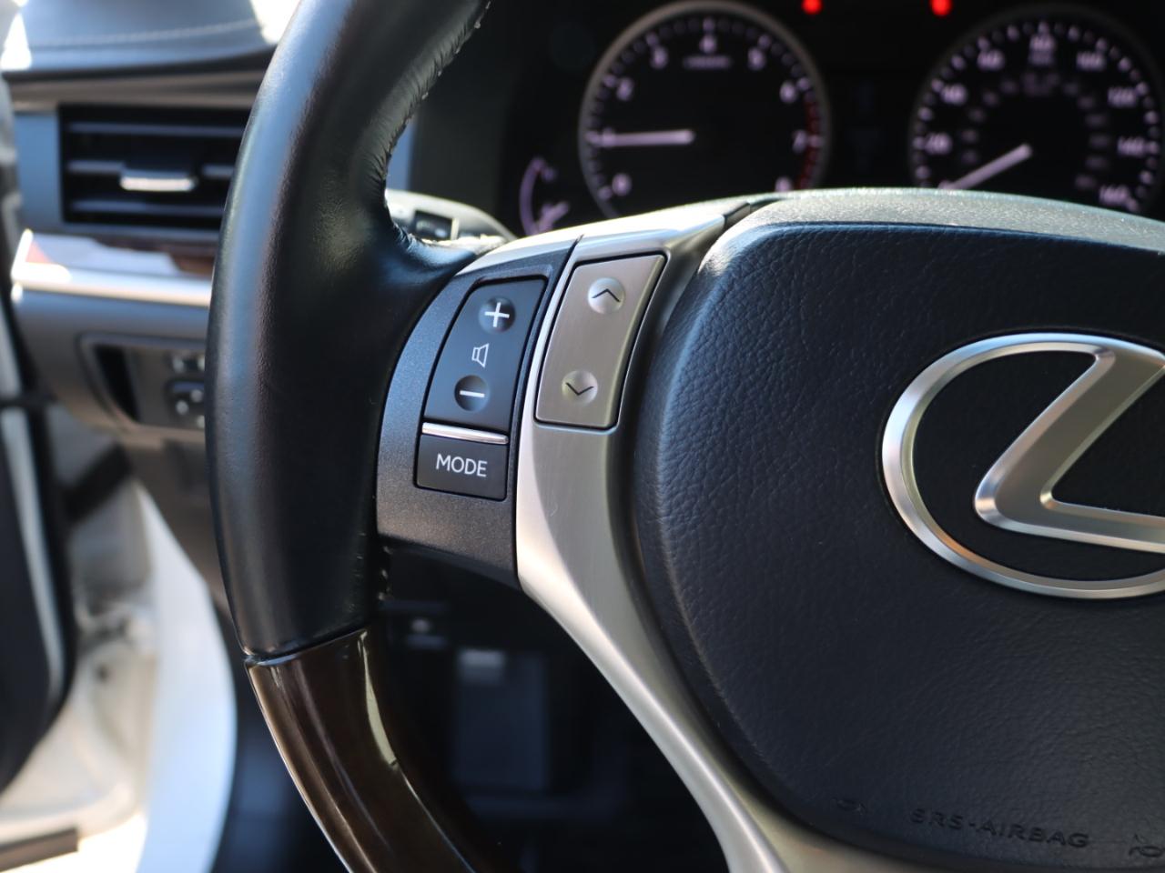 Lexus ES 350 Sedan 2013