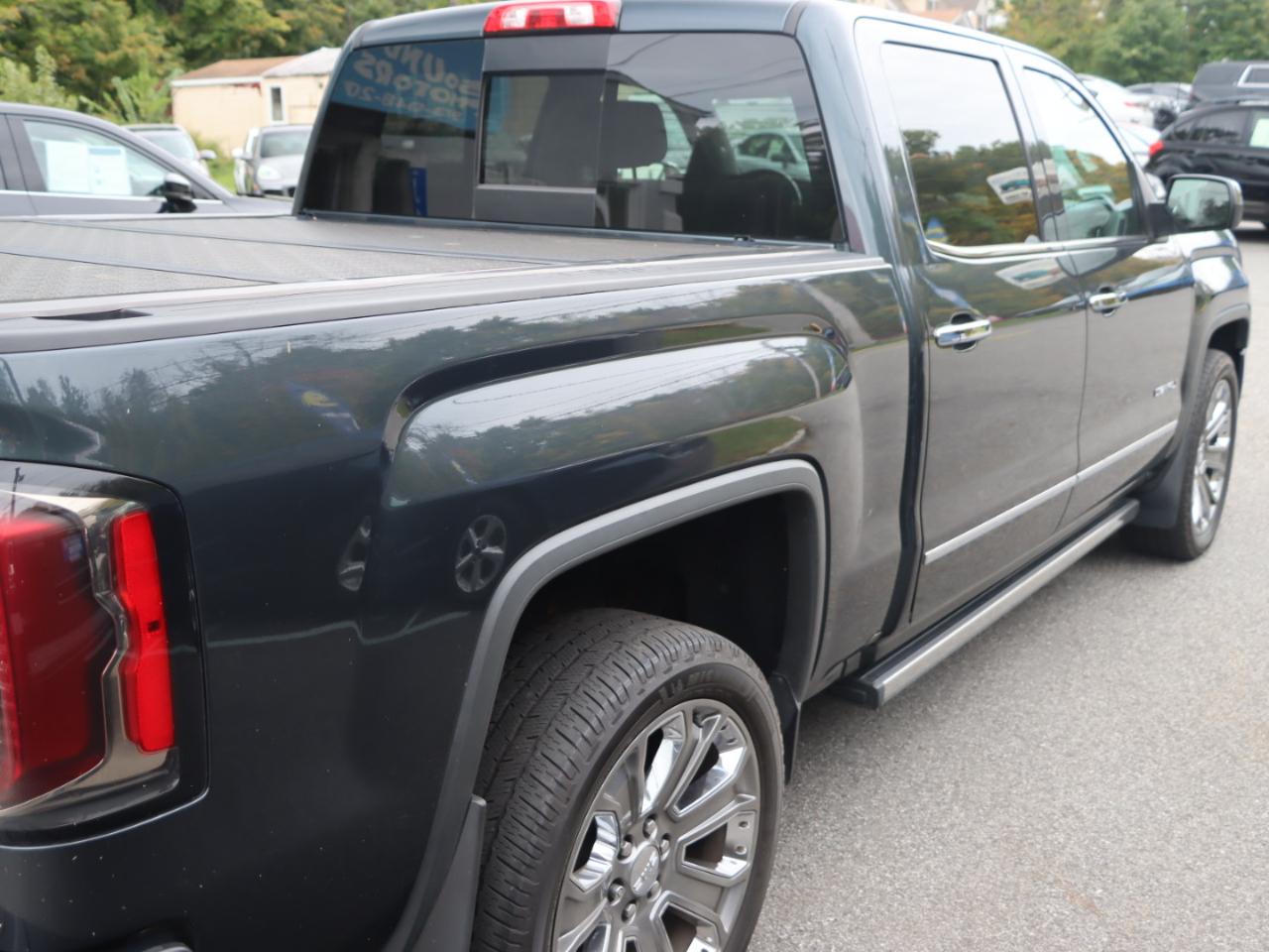 GMC Sierra 1500 Denali Crew Cab Long Box 4WD 2018