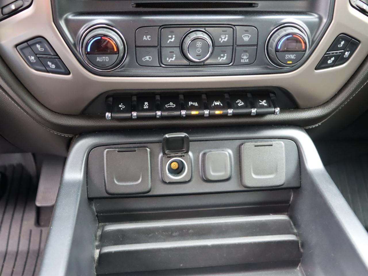 GMC Sierra 1500 Denali Crew Cab Long Box 4WD 2018