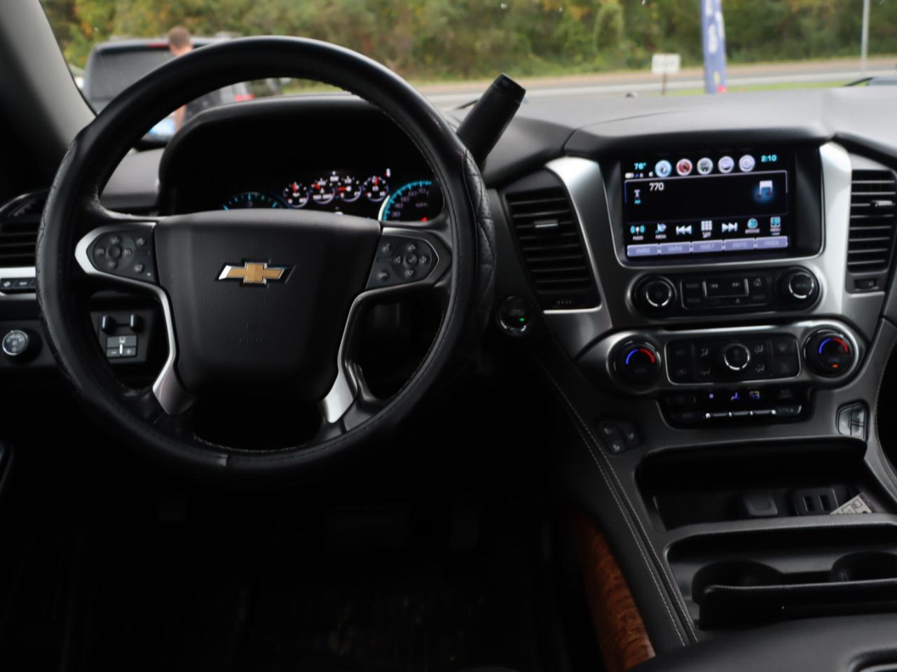 Chevrolet Suburban Premier 4WD 2020