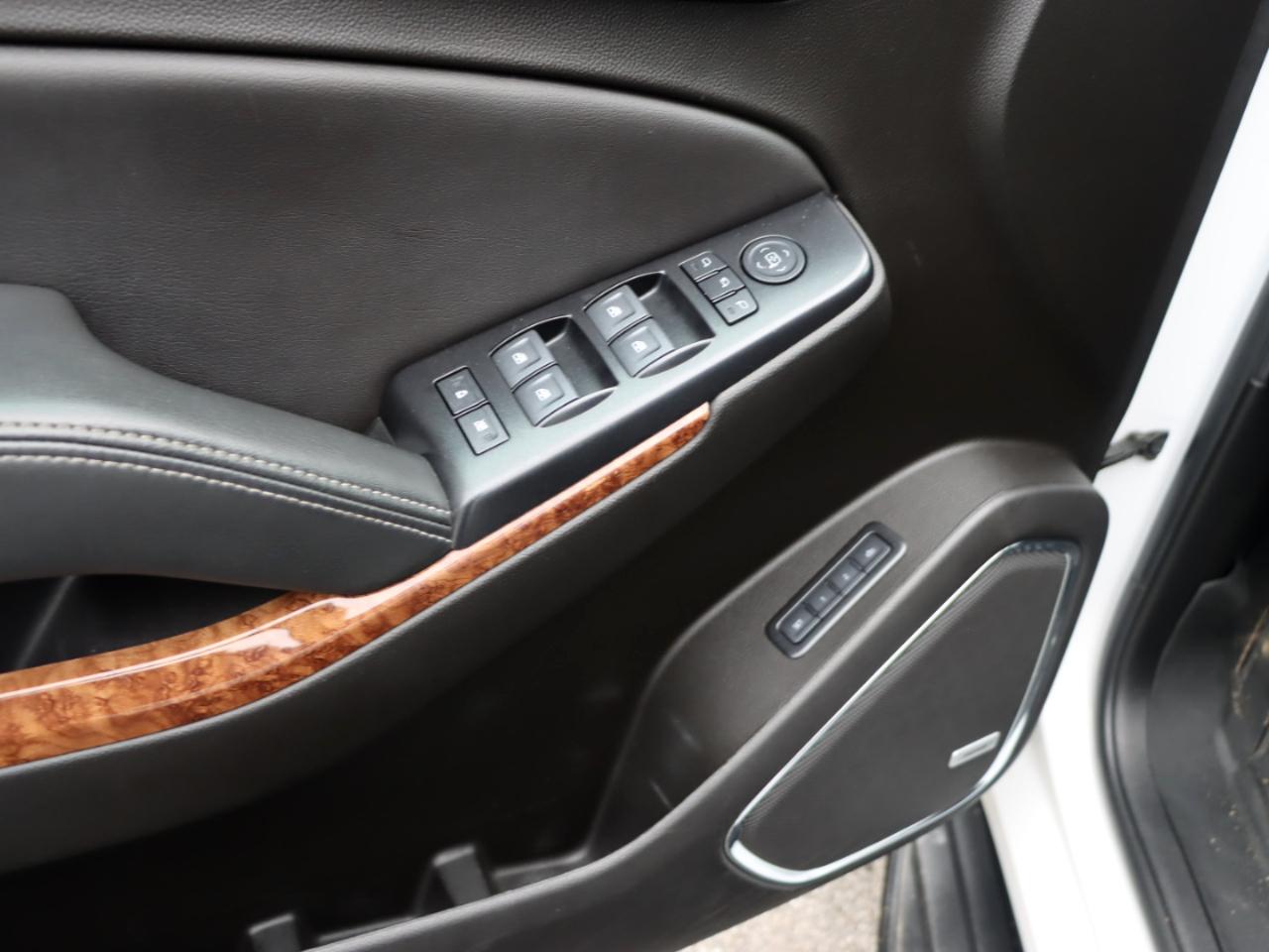 Chevrolet Suburban Premier 4WD 2020