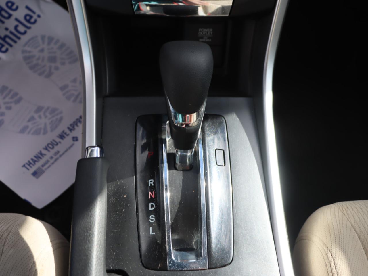 Honda Accord EX Sedan CVT 2013