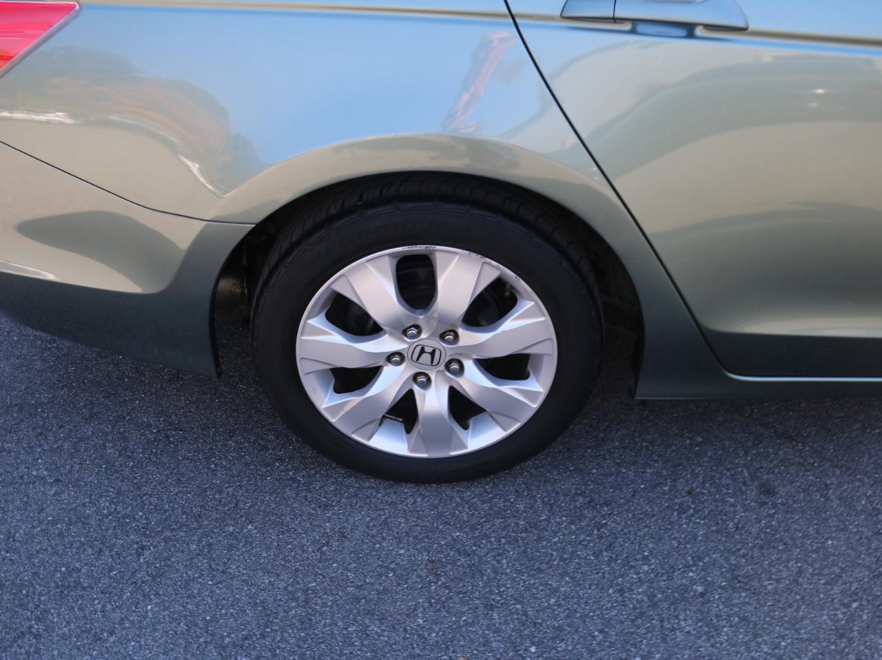 Honda Accord EX-L Sedan AT 2009