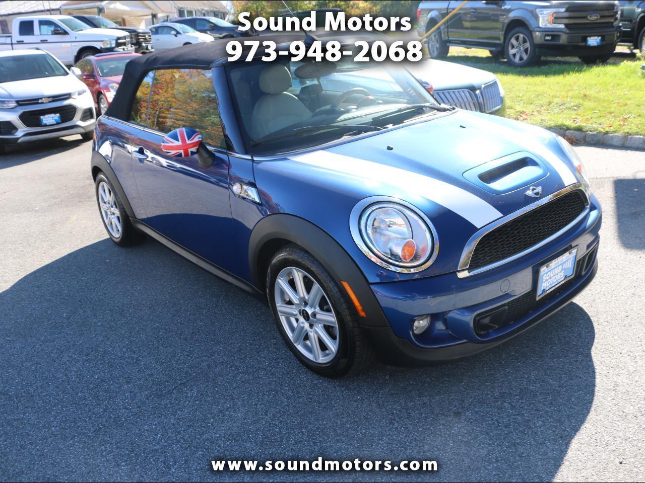 MINI Cooper S Convertible 2013