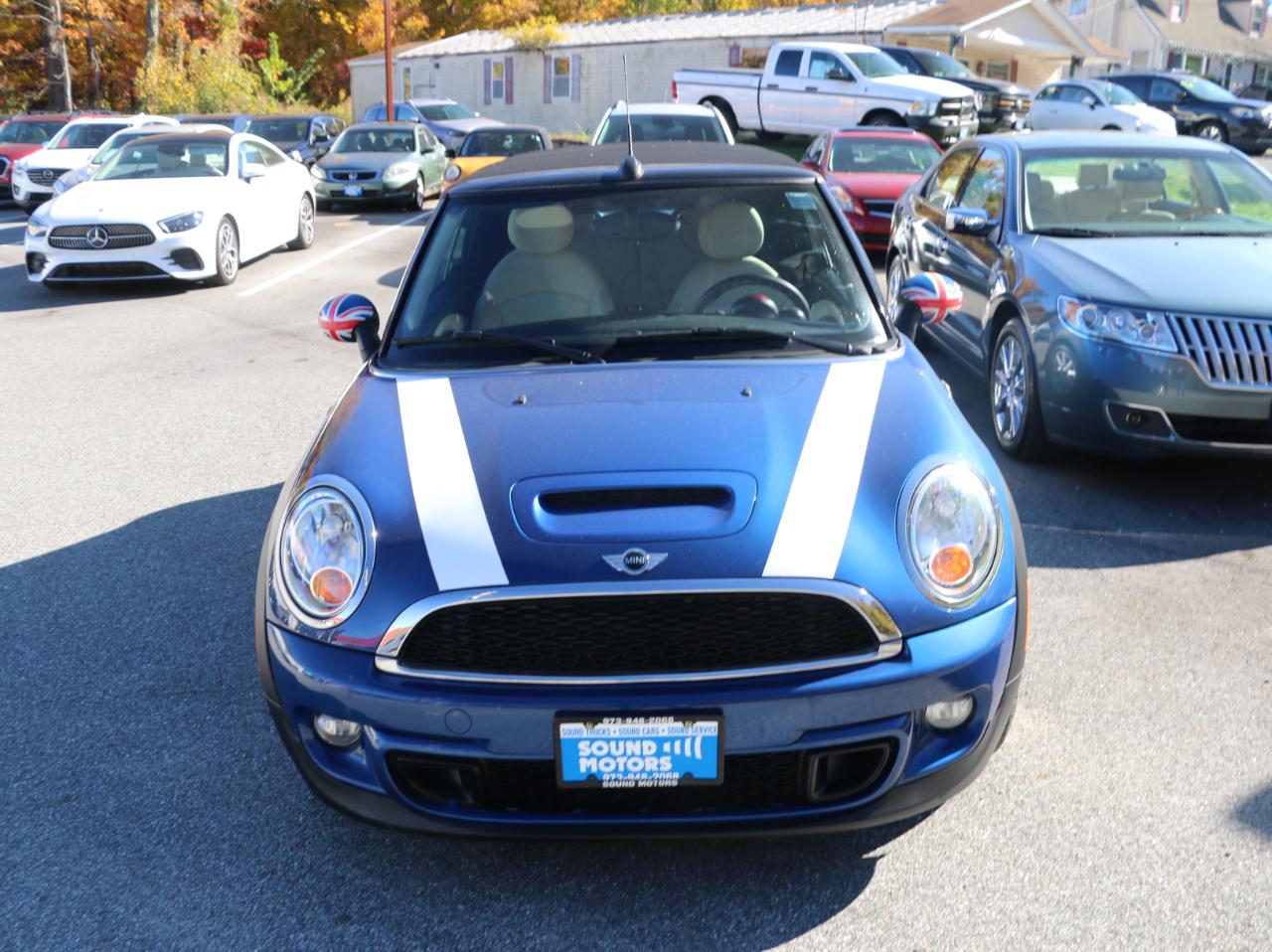 MINI Cooper S Convertible 2013