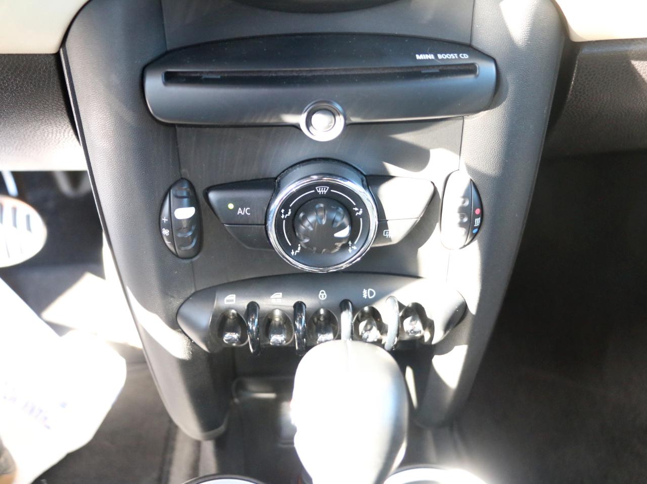 MINI Cooper S Convertible 2013