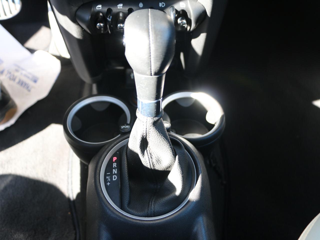 MINI Cooper S Convertible 2013