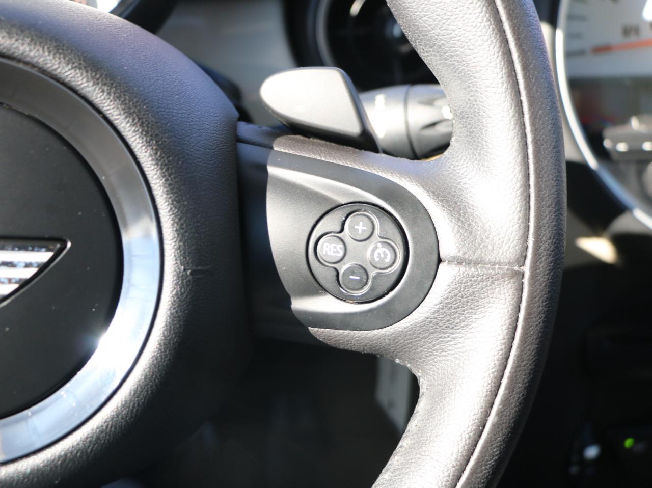 MINI Cooper S Convertible 2013