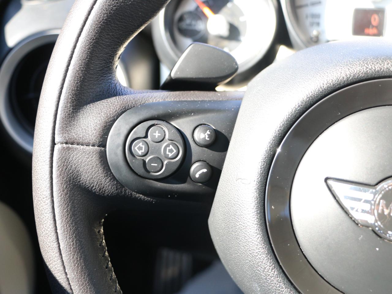 MINI Cooper S Convertible 2013