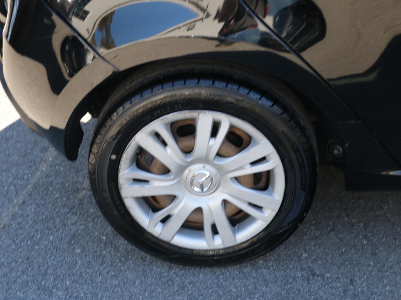Mazda MAZDA2 Sport 2012