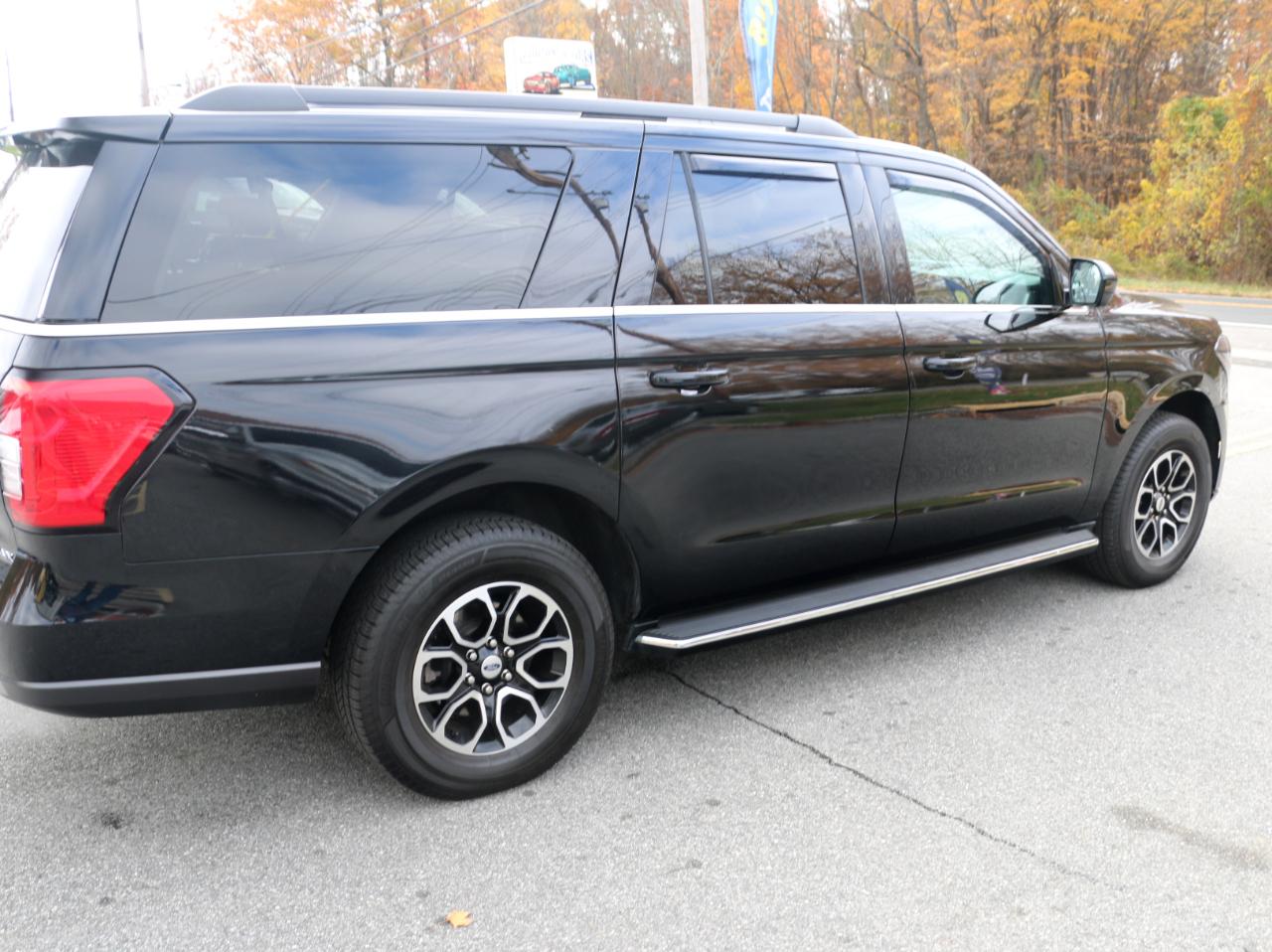 Ford Expedition MAX XLT 4WD 2022