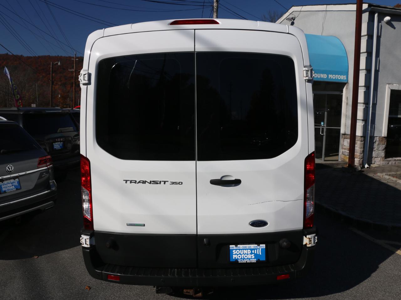 Ford Transit 350 Van Med. Roof w/Sliding Pass. 148-in. WB 2017