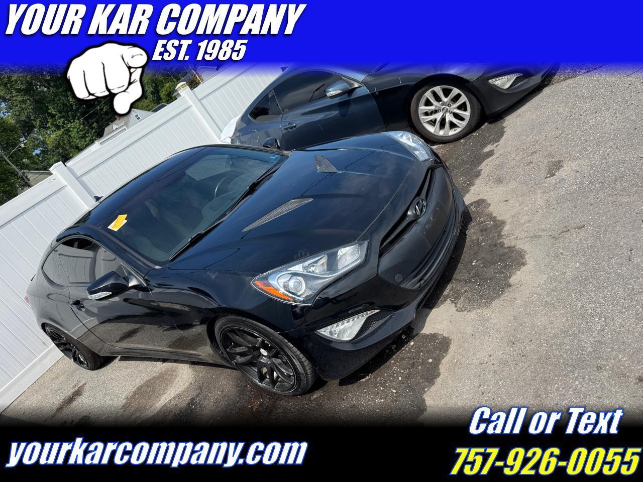 Hyundai Genesis Coupe 2dr 3.8L Man Base w/Gray Seats 2015