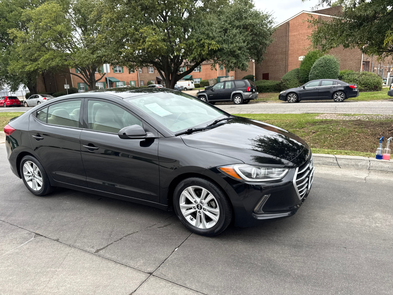 2018 Hyundai Elantra Value Edition photo 2