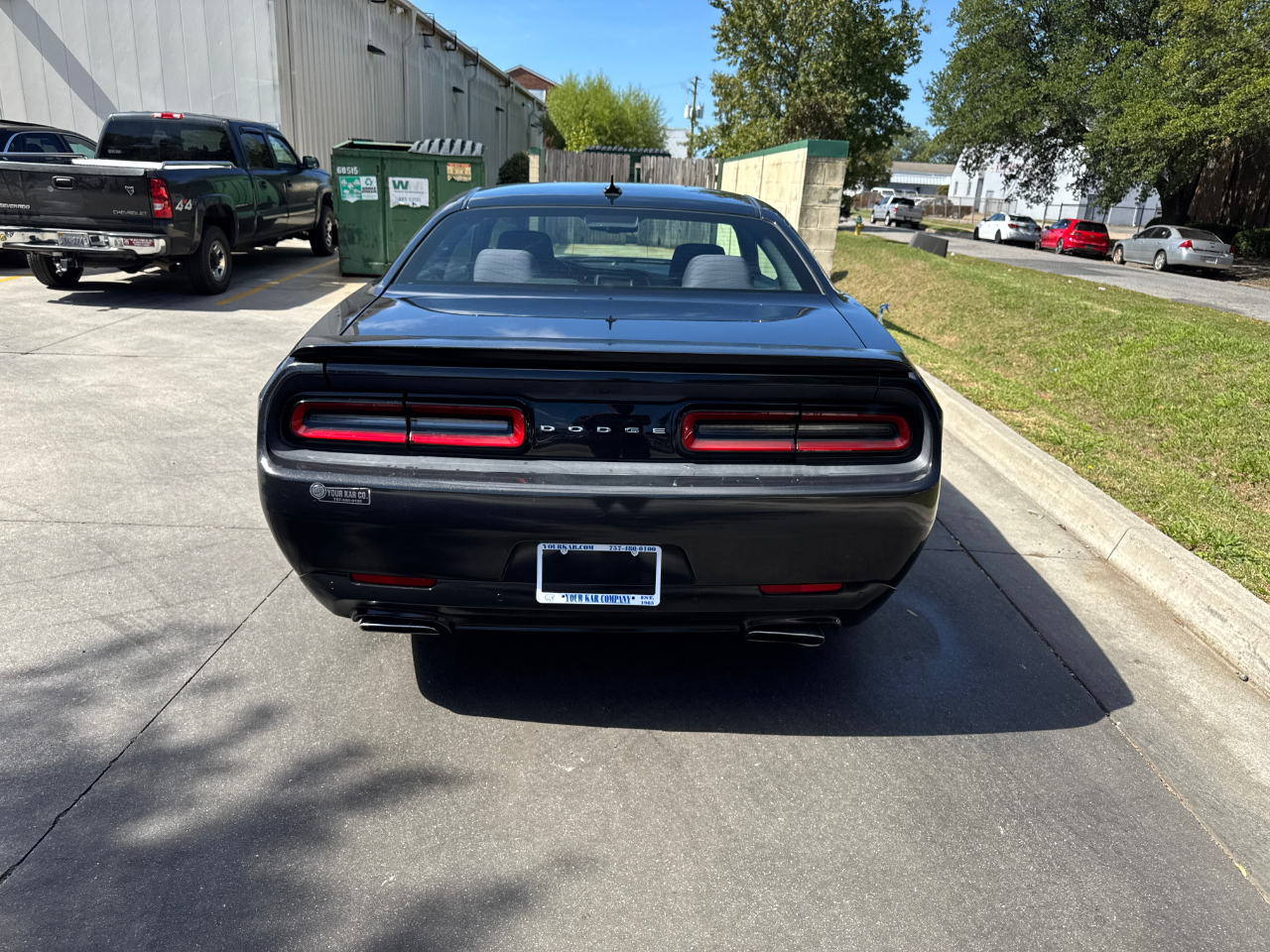 2015 Dodge Challenger R/T photo 6
