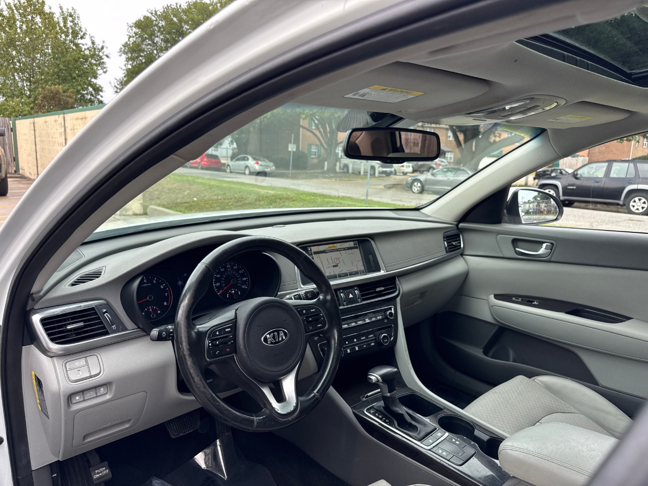 2016 Kia Optima EX photo 12