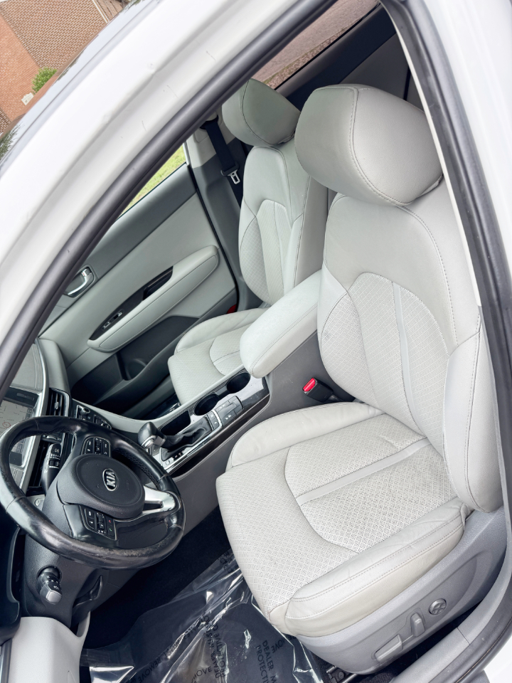 2016 Kia Optima EX photo 14