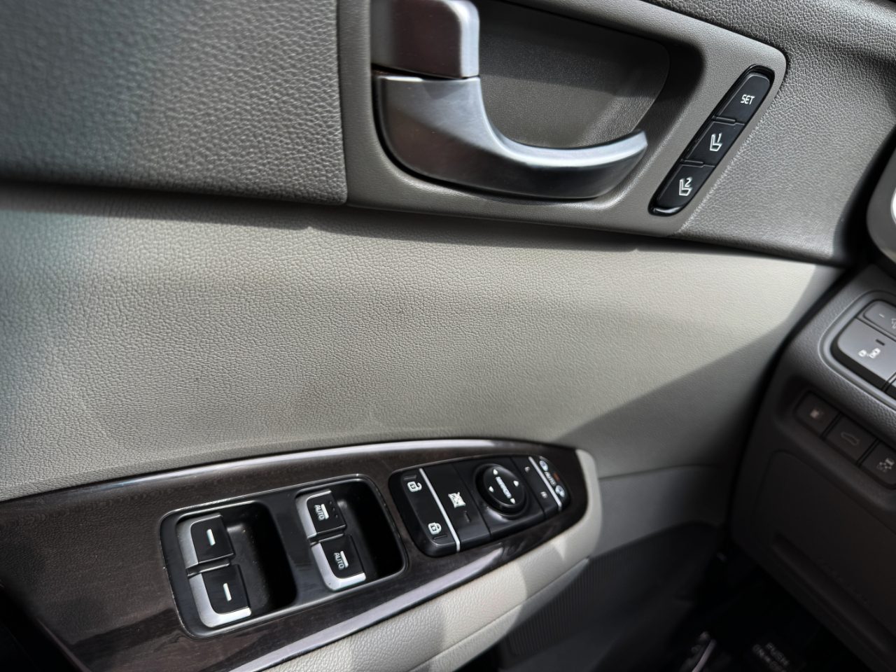 2016 Kia Optima EX photo 18