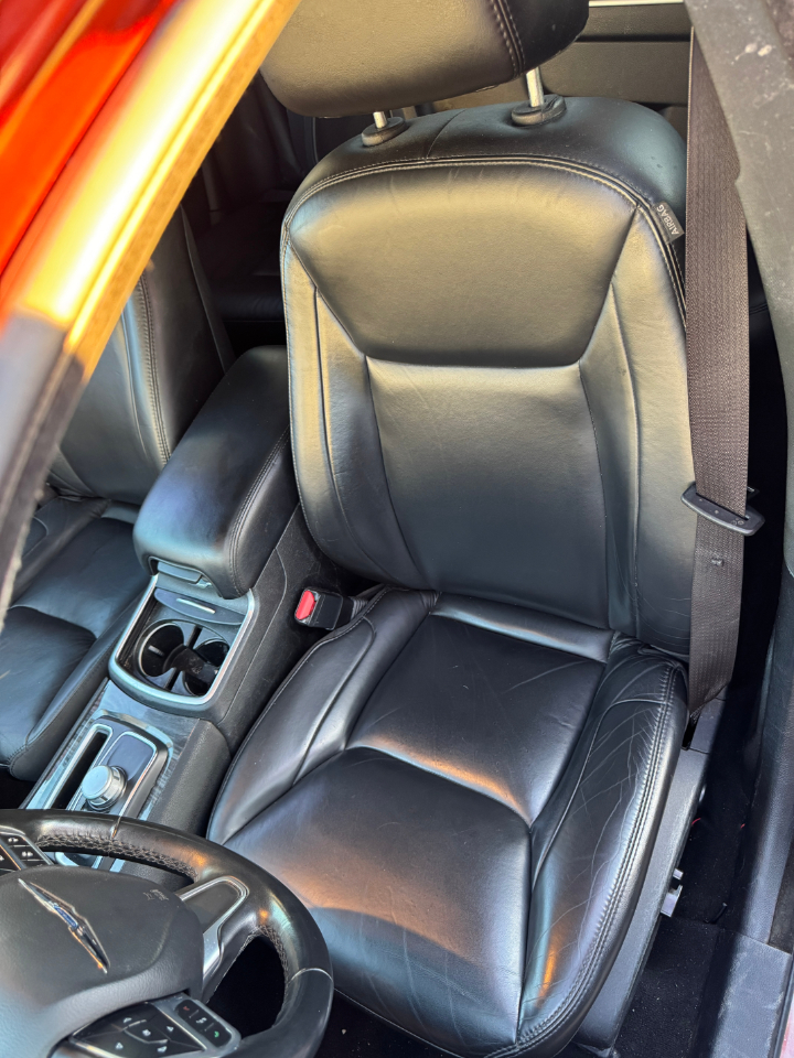Chrysler 300 Touring L RWD 2021