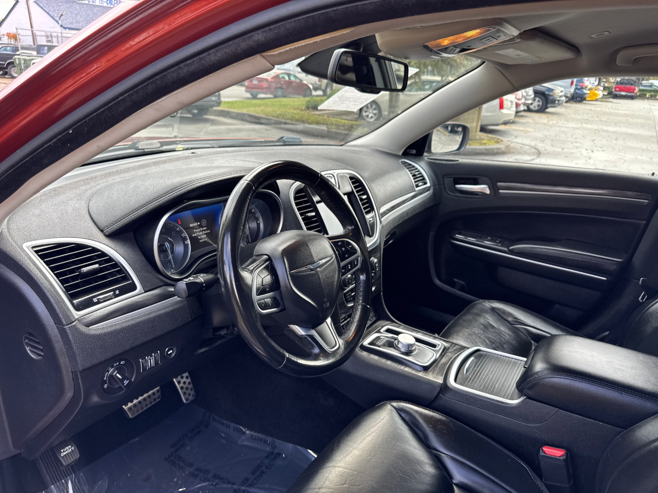 Chrysler 300 Touring L RWD 2021