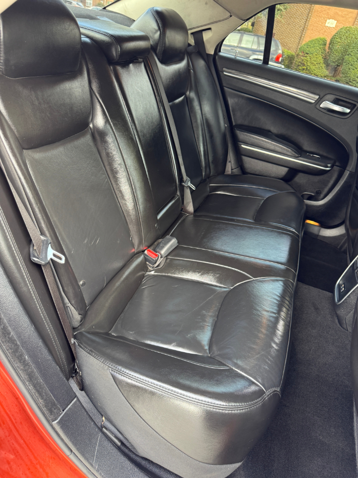 Chrysler 300 Touring L RWD 2021